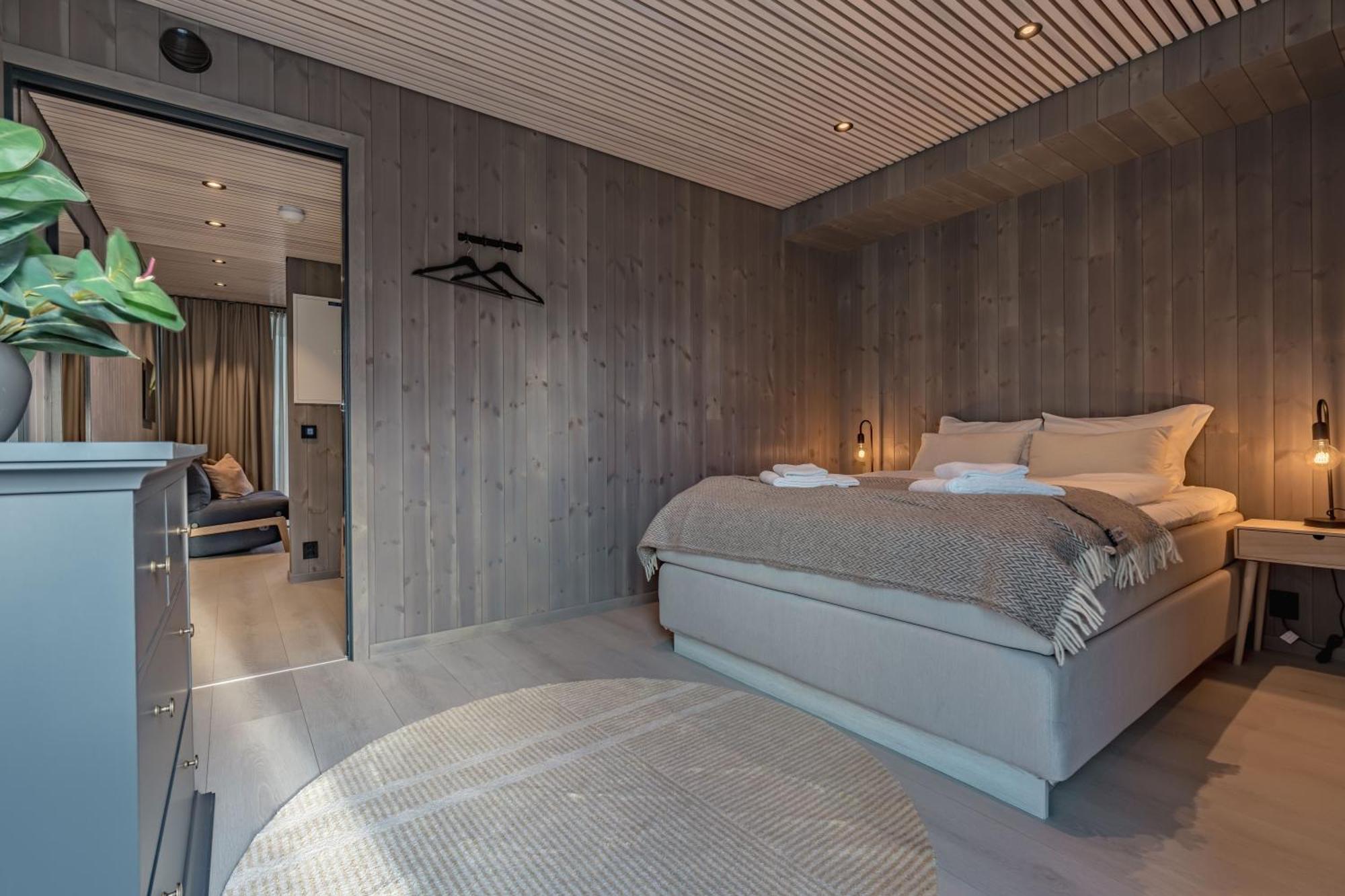 New And Modern Apartment In هينينغفير المظهر الخارجي الصورة